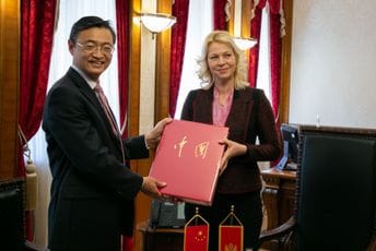 Đurović: Crna Gora ostaje posvećena razvoju saradnje sa Kinom Đurović: Crna Gora ostaje posvećena razvoju saradnje sa Kinom