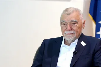 Mesić: Dodik i Čović su plesni par u argentinskom tangu i najistaknutiji razbijači BiH Mesić: Dodik i Čović su plesni par u argentinskom tangu i najistaknutiji razbijači BiH