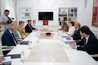 Đurović sa Gulijevim: Crna Gora ima jasno usklađenu spoljnu politiku sa Evropskom unijom Đurović sa Gulijevim: Crna Gora ima jasno usklađenu spoljnu politiku sa Evropskom unijom