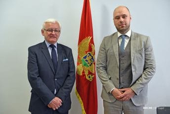 Radulović-Vikers: UK prepoznaje potencijale Crne Gore u oblastima obnovljivih izvora energije Radulović-Vikers: UK prepoznaje potencijale Crne Gore u oblastima obnovljivih izvora energije