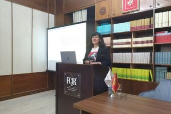 Predavanje Sanje Zubčić na FCJK: Važan klasifikacijski čimbenik koji potvrđuje samobitnost crnogorskog jezika Predavanje Sanje Zubčić na FCJK: Važan klasifikacijski čimbenik koji potvrđuje samobitnost crnogorskog jezika