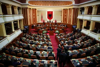 Bursać: Albanska sramota, još nema priznanja genocida u Srebrenici? Bursać: Albanska sramota, još nema priznanja genocida u Srebrenici?