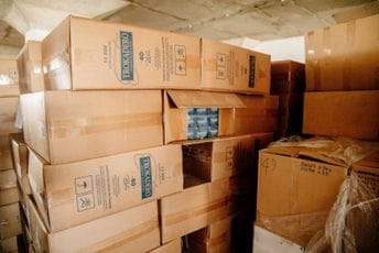 Zaplijenjene cigarete poslala firma iz Libije, trebalo da završe u Srbiji Zaplijenjene cigarete poslala firma iz Libije, trebalo da završe u Srbiji