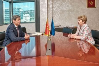 Bugarska uložila više od 300 hiljada eura u sjever Crne Gore Bugarska uložila više od 300 hiljada eura u sjever Crne Gore