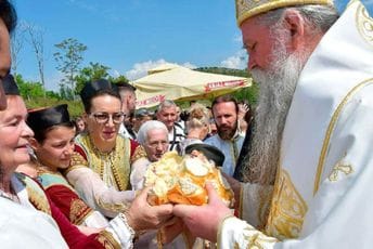 Preotimanje duhovne tradicije Crnogoraca Preotimanje duhovne tradicije Crnogoraca