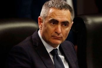 Državnoj kasi nedostaje 715 miliona, zaduženje najmanje 350 miliona Državnoj kasi nedostaje 715 miliona, zaduženje najmanje 350 miliona