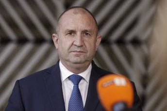 Bugarska ne šalje oružje u Ukrajinu: Ne želimo da se ljudi ubijaju Bugarska ne šalje oružje u Ukrajinu: Ne želimo da se ljudi ubijaju