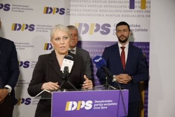 Stajović: Pravo je vrijeme za samostalnu opštinu Zeta Stajović: Pravo je vrijeme za samostalnu opštinu Zeta