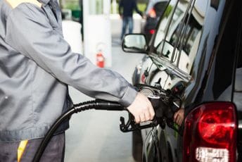 Vlada protiv smanjenja akciza na gorivo