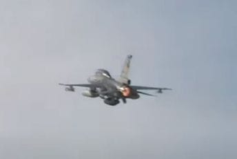 Tenzije i na jugu: Grci bijesni, tvrde da je riječ o provokaciji, turski avioni povrijedili njihov vazdušni prostor Tenzije i na jugu: Grci bijesni, tvrde da je riječ o provokaciji, turski avioni povrijedili njihov vazdušni prostor