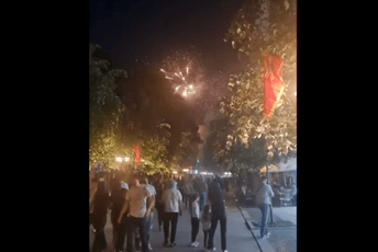 Bjelopoljci uz vatromet proslavili 21. maj Bjelopoljci uz vatromet proslavili 21. maj