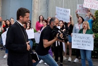 Mizoginija raširila krila, dvije godine klerikalizacije društva ostavile trag Mizoginija raširila krila, dvije godine klerikalizacije društva ostavile trag