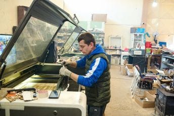 Zaposlenje preduslov za samostalan život i inkluziju osoba sa invaliditetom Zaposlenje preduslov za samostalan život i inkluziju osoba sa invaliditetom