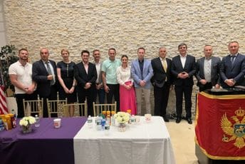 Delegacija BS u posjeti Njujorku: Predstavnici dijaspore najbolji ambasadori Crne Gore Delegacija BS u posjeti Njujorku: Predstavnici dijaspore najbolji ambasadori Crne Gore