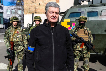 Porošenko: Nakon tenkova biće nam potrebni borbeni avioni Porošenko: Nakon tenkova biće nam potrebni borbeni avioni