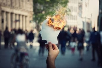 KCCG: Šizofrenija nije rijetko oboljenje, važno rano javljanje psihijatru KCCG: Šizofrenija nije rijetko oboljenje, važno rano javljanje psihijatru