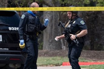 Pucnjava u osnovnoj školi u Teksasu: Napadač i dalje u obrazovnoj ustanovi Pucnjava u osnovnoj školi u Teksasu: Napadač i dalje u obrazovnoj ustanovi