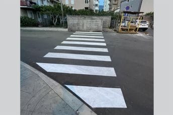 Da li je Budva dobila najčudniji pješački prelaz u Crnoj Gori? Da li je Budva dobila najčudniji pješački prelaz u Crnoj Gori?