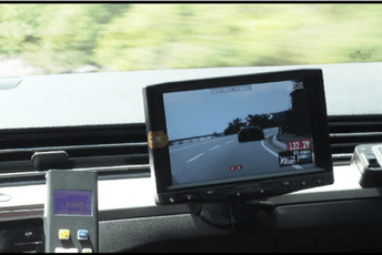 Mladi ne prezaju od brze vožnje, pooštriti kaznenu politiku Mladi ne prezaju od brze vožnje, pooštriti kaznenu politiku