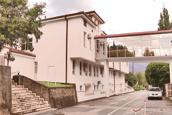 U Meljinama fali ljekara: Ne može jedna sestra sve da postigne U Meljinama fali ljekara: Ne može jedna sestra sve da postigne