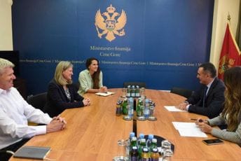 Damjanović-Medoks: Poboljšanje poslovnog okruženja, stručna pomoć za napredak Damjanović-Medoks: Poboljšanje poslovnog okruženja, stručna pomoć za napredak