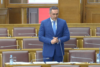 Damjanović: Postoji mogućnost za smanjenje akciza na gorivo na 50 odsto Damjanović: Postoji mogućnost za smanjenje akciza na gorivo na 50 odsto