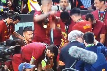 Incident na dodjeli trofeja u Tirani: Defanzivac Rome šakom udario saigrača Incident na dodjeli trofeja u Tirani: Defanzivac Rome šakom udario saigrača