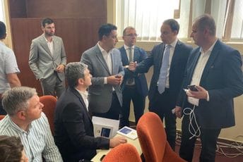 Ni danas nije održana konstitutivna sjednica Skupštine Opštine Ulcinj Ni danas nije održana konstitutivna sjednica Skupštine Opštine Ulcinj