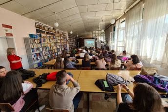 CGO: Sa srednjoškolcima o prevenciji maloljetničke delikvencije CGO: Sa srednjoškolcima o prevenciji maloljetničke delikvencije