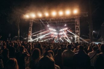 EPCG pravi otklon i od Lake Festa; Zečević: Jasna namjera da se festival ugasi EPCG pravi otklon i od Lake Festa; Zečević: Jasna namjera da se festival ugasi