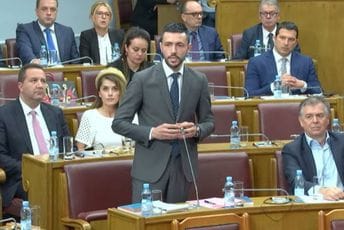 Živković: Crna Gora se nikad nije dala vezati, a tako će biti i ovog puta Živković: Crna Gora se nikad nije dala vezati, a tako će biti i ovog puta