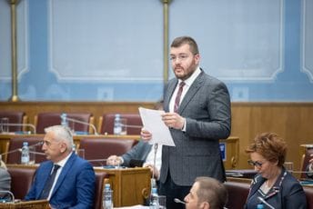 Koprivica: Utvrditi razloge za propuste bezbjednosnog sektora u aferi 'tunel' Koprivica: Utvrditi razloge za propuste bezbjednosnog sektora u aferi 'tunel'