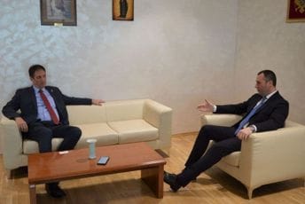 Izrael spreman da doprinese razvoju zdrastvenog sistema Crne Gore Izrael spreman da doprinese razvoju zdrastvenog sistema Crne Gore