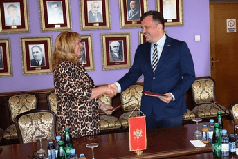 Monitoringom suđenja do jačanja svijesti javnosti o jednakom pristupu pravdi Monitoringom suđenja do jačanja svijesti javnosti o jednakom pristupu pravdi