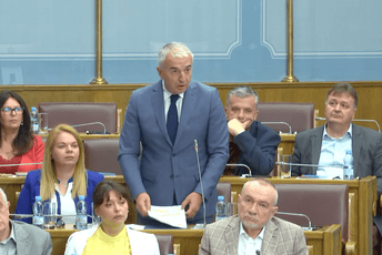 Đurović: Milovićev rad bio je turbulentan, ali ćemo o smjeni odlučiti kad čujemo argumente Đurović: Milovićev rad bio je turbulentan, ali ćemo o smjeni odlučiti kad čujemo argumente