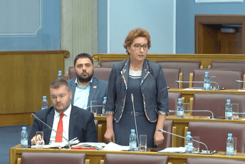 Popović: Saopštenje DPS-a svijetlo u moru političkih igara i niskih udaraca Popović: Saopštenje DPS-a svijetlo u moru političkih igara i niskih udaraca