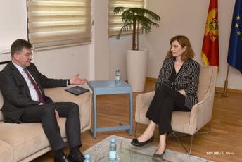 Lajčak sa Marović: Brzina vašeg procesa pristupanja EU je u vašim rukama Lajčak sa Marović: Brzina vašeg procesa pristupanja EU je u vašim rukama