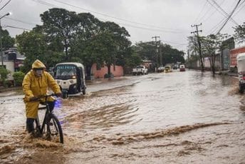 Najjači uragan opustošio Meksiko, vjetar nosio sve pred sobom Najjači uragan opustošio Meksiko, vjetar nosio sve pred sobom
