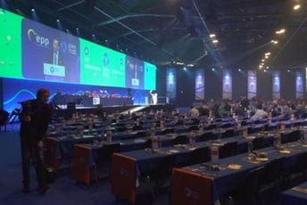 Manfred Veber izabran za predsjednika EPP Manfred Veber izabran za predsjednika EPP