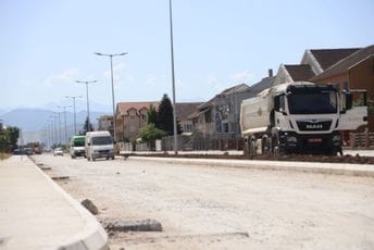 Vuković o bulevaru na Starom aerodromu: Ako Vlada pokaže dobru volju, može biti završen u naredna dva do tri mjeseca Vuković o bulevaru na Starom aerodromu: Ako Vlada pokaže dobru volju, može biti završen u naredna dva do tri mjeseca