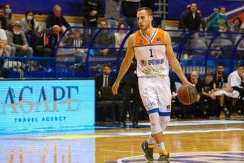 Mornar pobijedio Budućnost i izjednačio u finalu Mornar pobijedio Budućnost i izjednačio u finalu