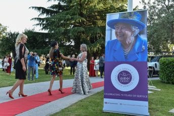 U Podgorici proslavljeno 70 godina vladavine i rođendan kraljice Elizabete II U Podgorici proslavljeno 70 godina vladavine i rođendan kraljice Elizabete II