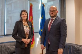 Adrović i Žunić: Podrška i zaštita djece i porodica strateški prioritet Ministarstva rada i socijalnog staranja i UNICEF-a Adrović i Žunić: Podrška i zaštita djece i porodica strateški prioritet Ministarstva rada i socijalnog staranja i UNICEF-a