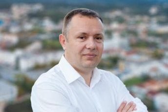 Lunjić: Flagrantno kršenje poslovnika SO Ulcinj, preduzećemo sve pravne radnje Lunjić: Flagrantno kršenje poslovnika SO Ulcinj, preduzećemo sve pravne radnje