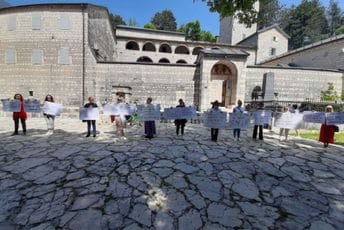 "Temeljni ugovor je smrtna kazna crnogorskog bitisanja i put u trajni nestanak naše nacije, istorije i kulture"