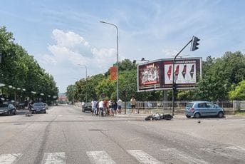 Sudar automobila i motocikla u Podgorici Sudar automobila i motocikla u Podgorici