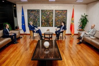 Abazović – Zelioli: Prijateljski odnosi i kontinuiran politički dijalog odslikavaju odnose Crne Gore i Italije Abazović – Zelioli: Prijateljski odnosi i kontinuiran politički dijalog odslikavaju odnose Crne Gore i Italije