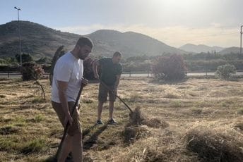 DPS: Akcija čišćenja park-šume Beglaci odraz istine da mladi i stariji članovi naše partije brinu o Zeti DPS: Akcija čišćenja park-šume Beglaci odraz istine da mladi i stariji članovi naše partije brinu o Zeti