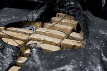 Italijanska policija zaplijenila tone kokaina kolumbijske mafije Italijanska policija zaplijenila tone kokaina kolumbijske mafije