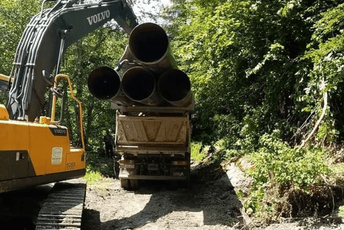 Kraljske Bare: Počelo uklanjanje cijevi namijenjenih gradnji mHE Kraljske Bare: Počelo uklanjanje cijevi namijenjenih gradnji mHE